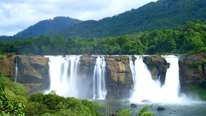 Places to Travel with Your Best Friends, athirappalli Athirapally Waterfalls 